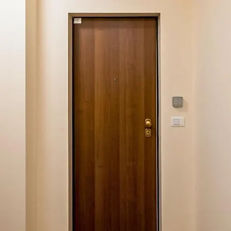 Design In The Heart Of Bolognas History Apartment *