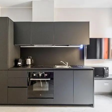 Apartment Design In The Heart Of Bolognas History *