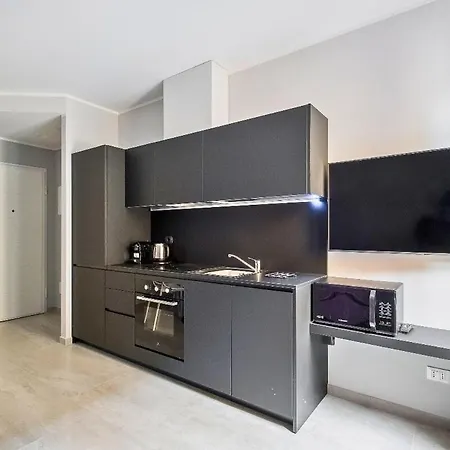 Apartment Design In The Heart Of Bolognas History *