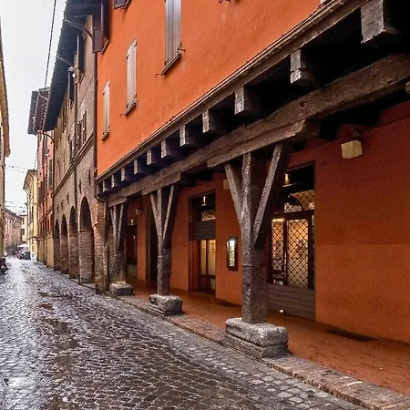 Design In The Heart Of Bolognas History Apartment Bologna