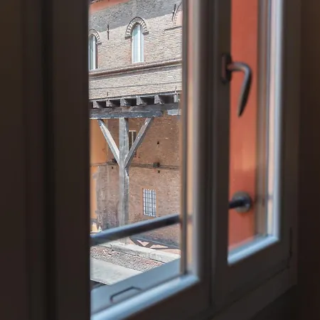 Design In The Heart Of Bolognas History 1 Appartamento *