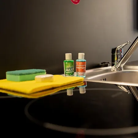 Design Con Affaccio Su Palazzograssi In Centro Storico * Μπολόνια