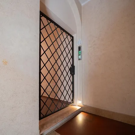 Apartment Design In The Heart Of Bolognas History 1 *