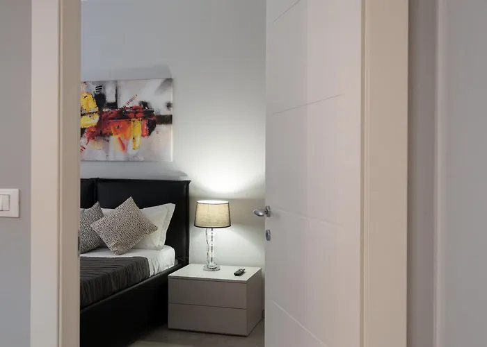 Design Con Affaccio Su Palazzograssi In Centro Storico