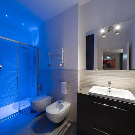 Design Con Affaccio Su Palazzograssi In Centro Storico