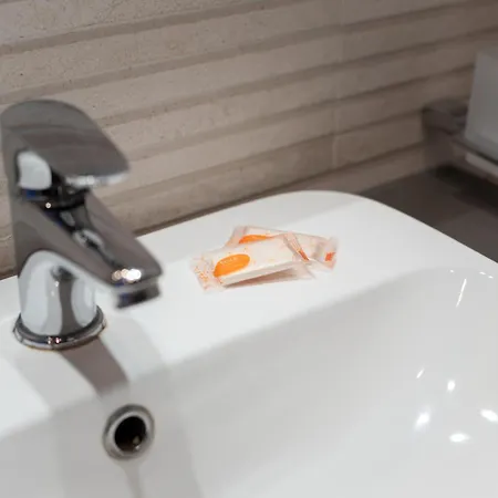 Design Con Affaccio Su Palazzograssi In Centro Storico Apartamento *